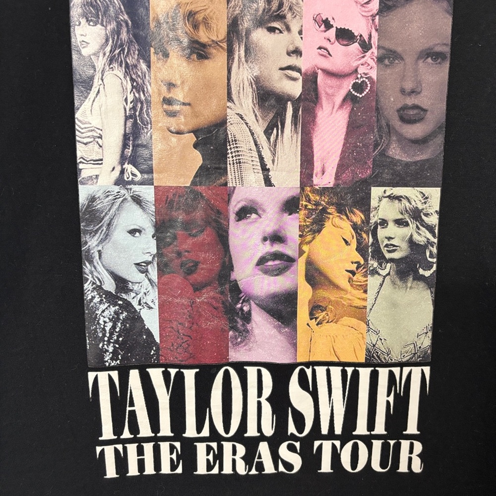 Taylor Swift "The Eras Tour" Graphic Tee Shirt in size M - Picture 3 of 9